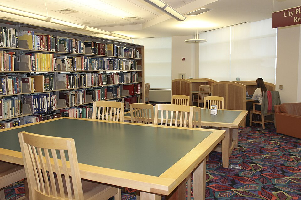 Student Studying in ACES Library (11056292346).jpg